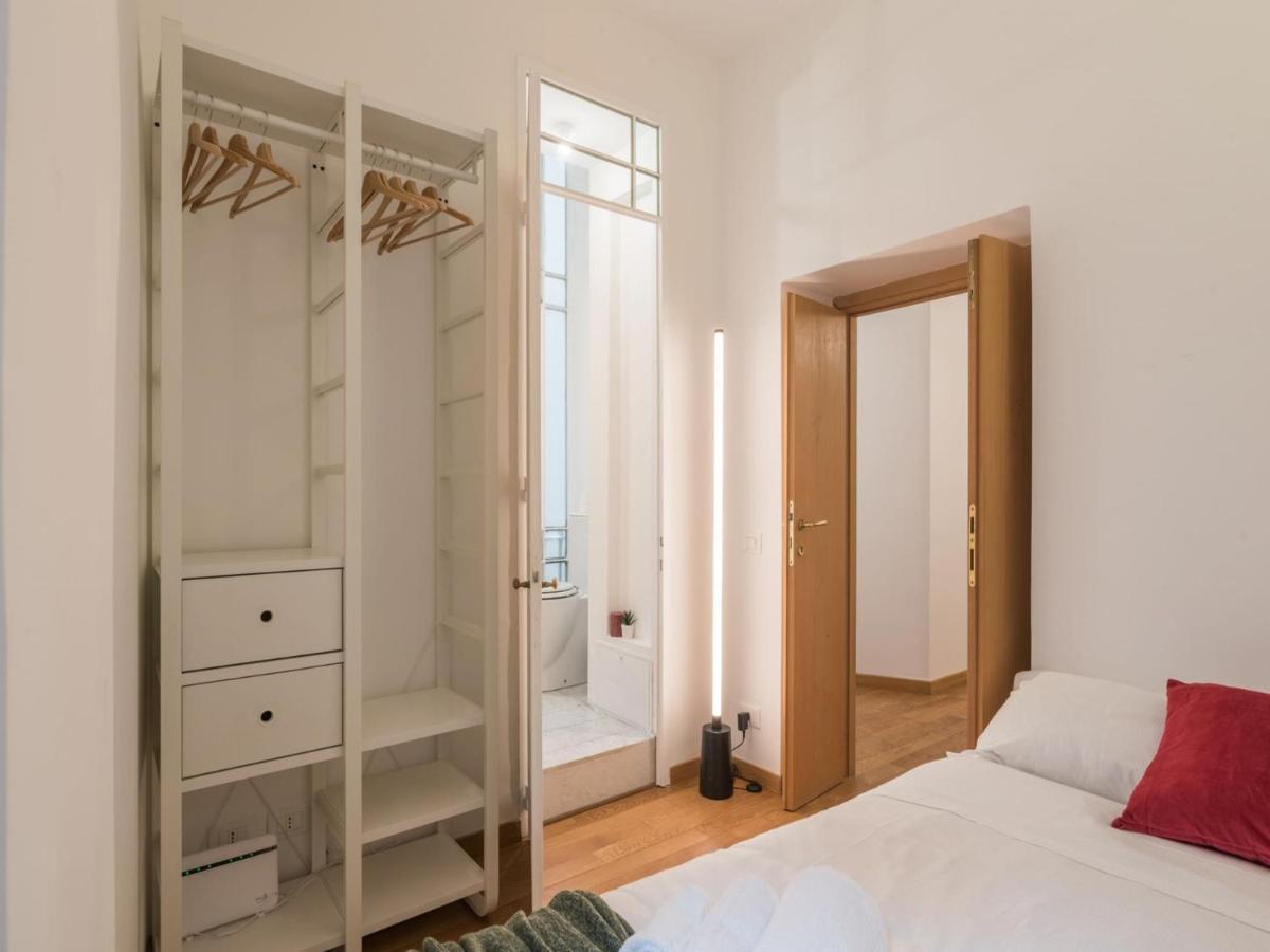 The Best Rent - Cozy Two-Bedroom Apartment In Via Dei Condotti Rome Bagian luar foto